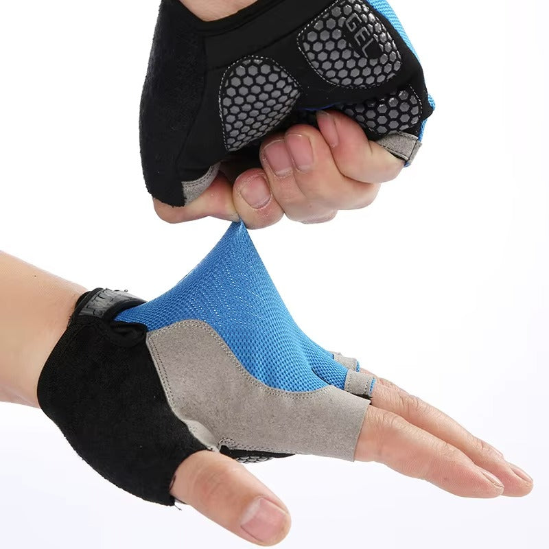 Luva IronFit Grip – Controle, Ventilação e Desempenho